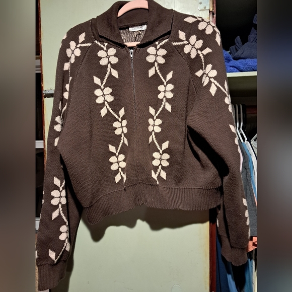 Neuflora Sweaters - Neuflora Wellington Jacket